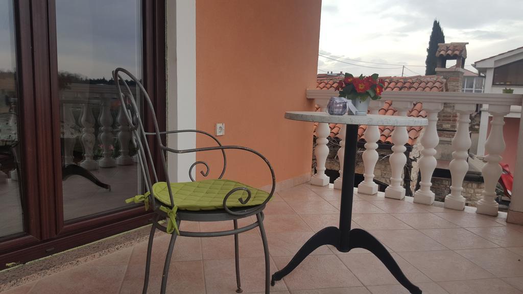 Apartments Sorgo Novigrad  Luaran gambar